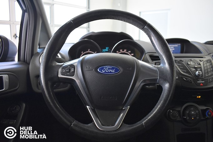 FORD Fiesta 1.5 TDCi 75CV 5 porte Business